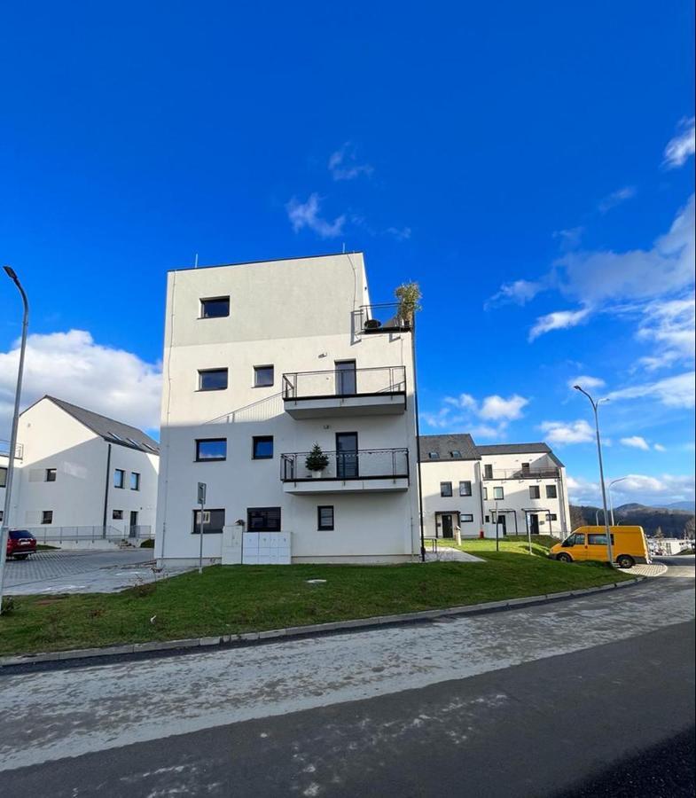 Apartman Eden Rožnov pod Radhoštěm Extérieur photo